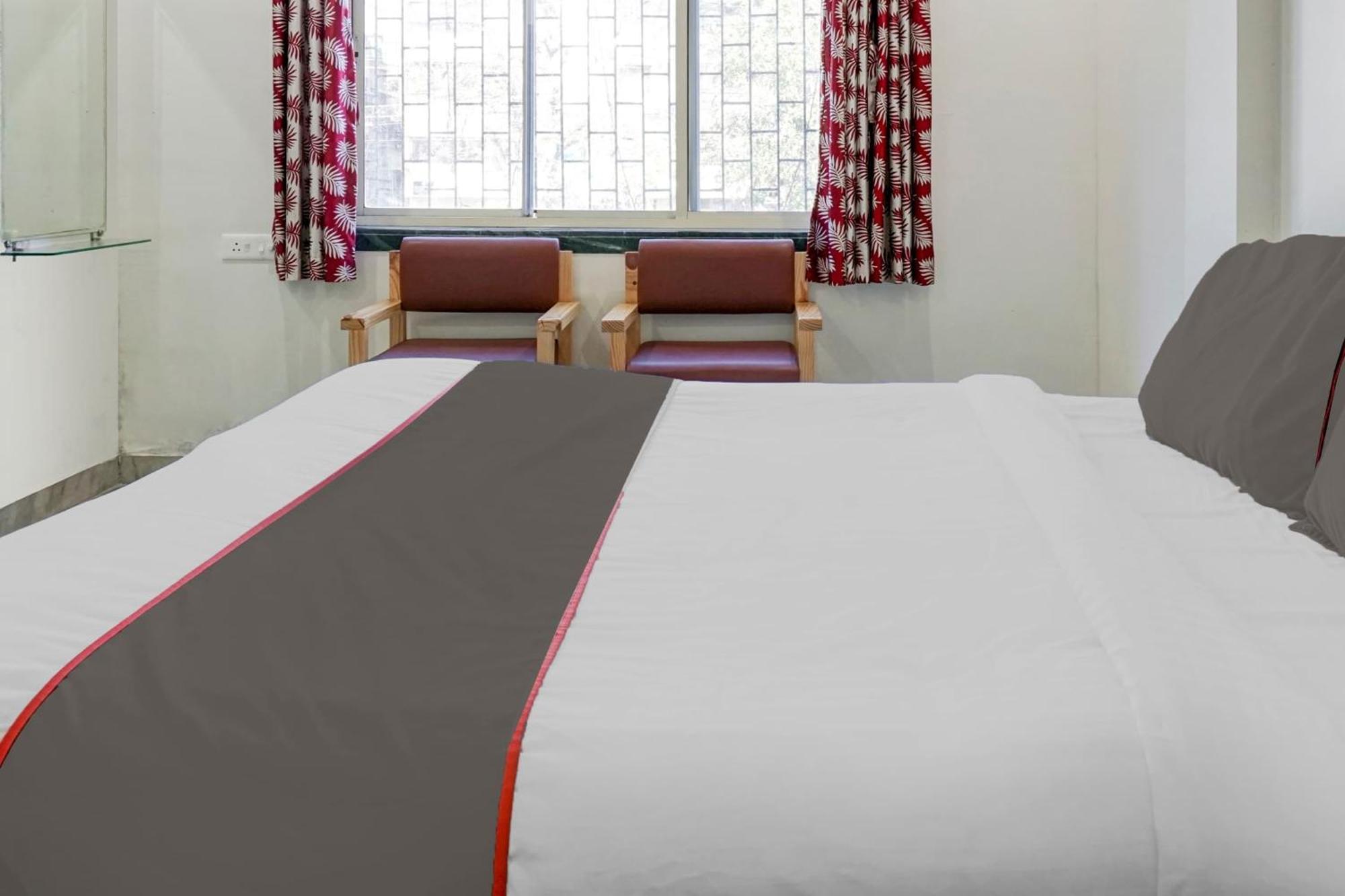 Collection O Shreya Hotel Talegaon Dabhade Екстериор снимка