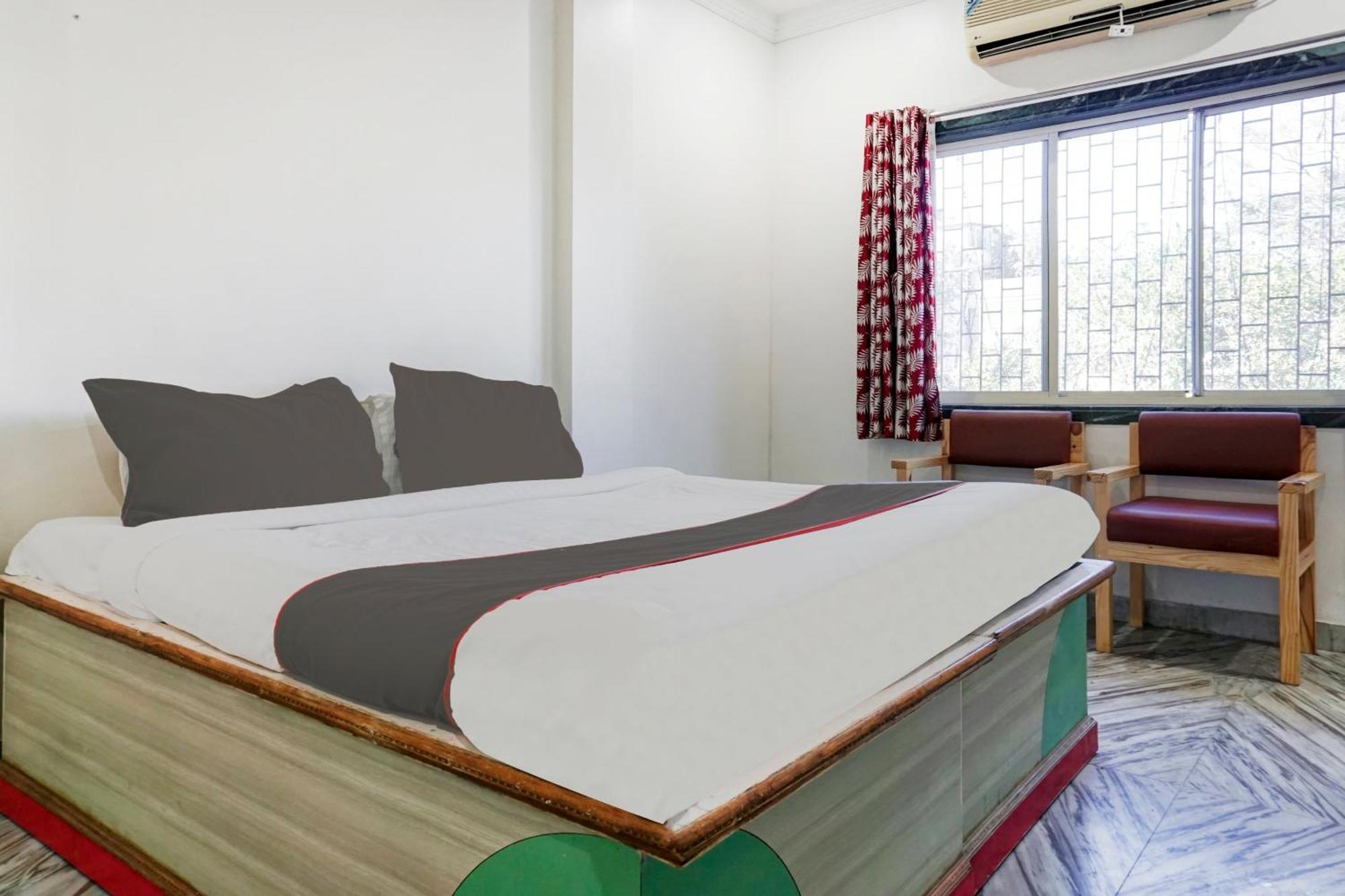 Collection O Shreya Hotel Talegaon Dabhade Екстериор снимка