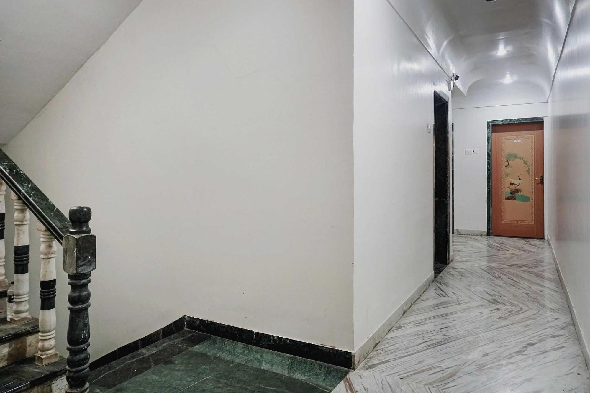 Collection O Shreya Hotel Talegaon Dabhade Екстериор снимка