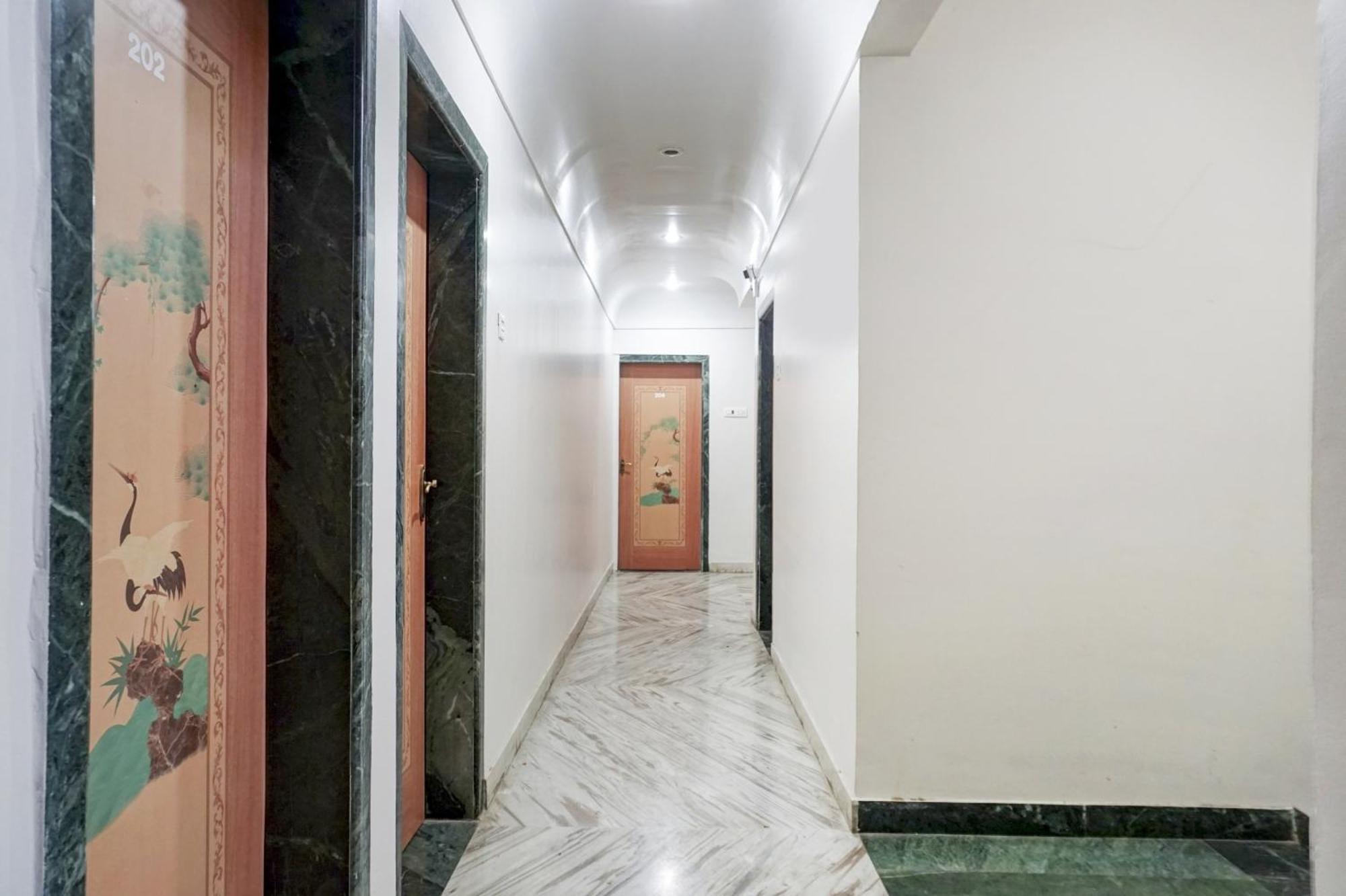 Collection O Shreya Hotel Talegaon Dabhade Екстериор снимка