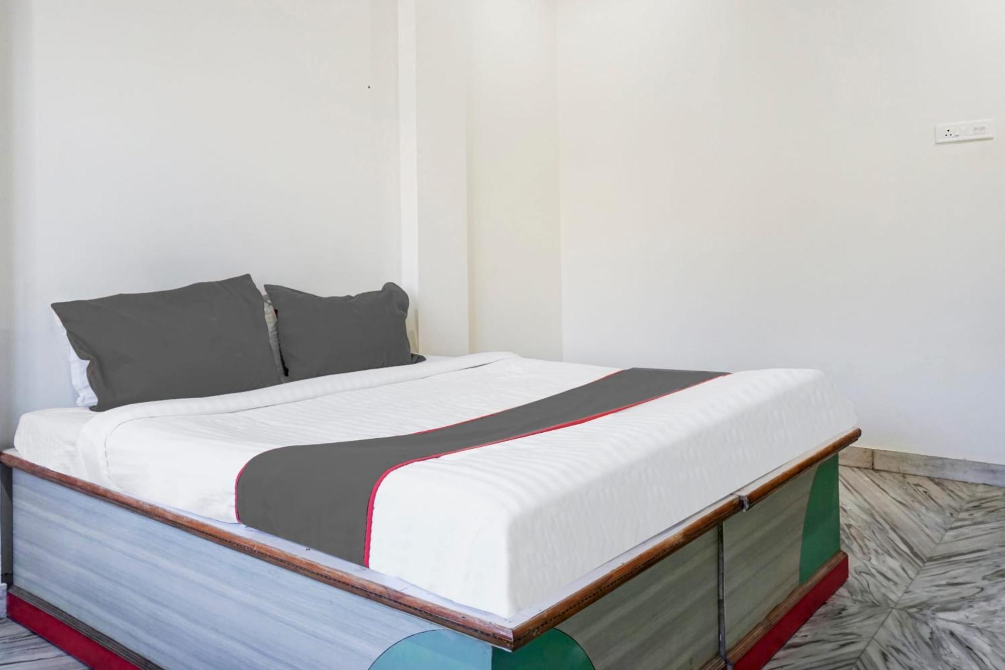 Collection O Shreya Hotel Talegaon Dabhade Екстериор снимка